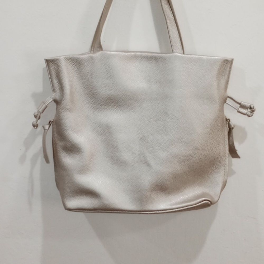 Tote Le Monde Champagne Gold Roma Cinch Soft Pebbled Leather Bag Purse - Nice! - Picture 13 of 15